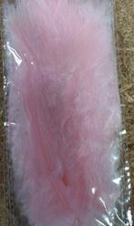 Veertjes roze fluf 5-10 cm. +/- 15 stuks Veertjes, Hobby en Vrije tijd, Knutselen, Ophalen of Verzenden, Nieuw