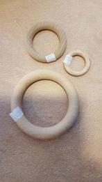 Houten ring 3, 5 cm. handwerken macrame (kleinste) Houten, Hobby en Vrije tijd, Nieuw, Ophalen of Verzenden