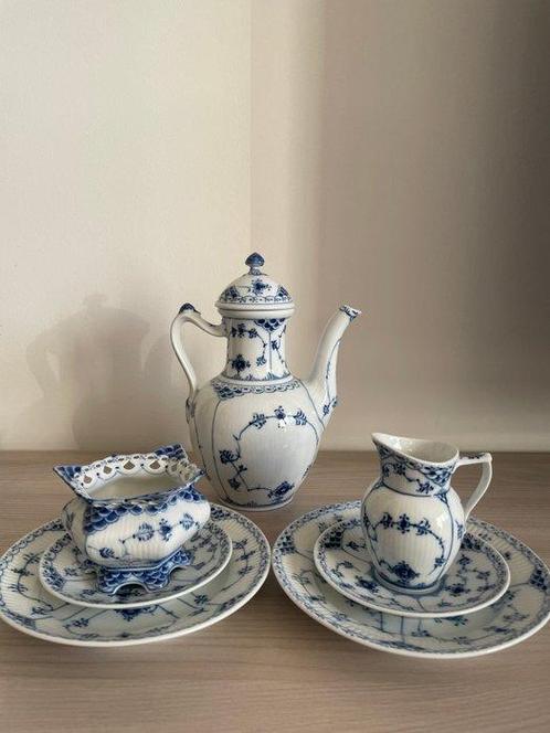 Royal Copenhagen - Theeservies - Porselein, Antiek en Kunst, Antiek | Meubels | Tafels