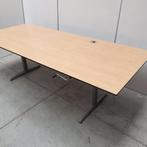 Ahrend 500 bureau met slinger en kabeldoorvoer- 240x100 cm, Huis en Inrichting, Bureaus, Ophalen of Verzenden, Nieuw