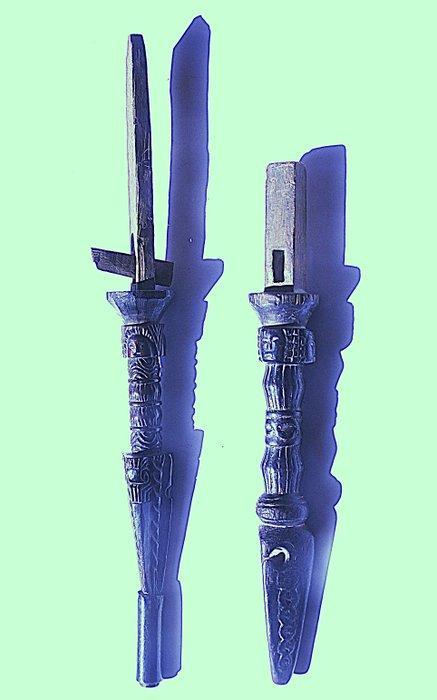 Twee oude!!! trommelgrepen drum handle Tamang Nepal 50/31 en, Antiek en Kunst, Kunst | Niet-Westerse kunst