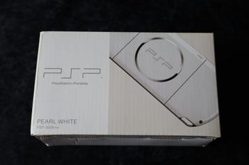 Sony PSP Pearl White 3006 Box Only beschikbaar voor biedingen