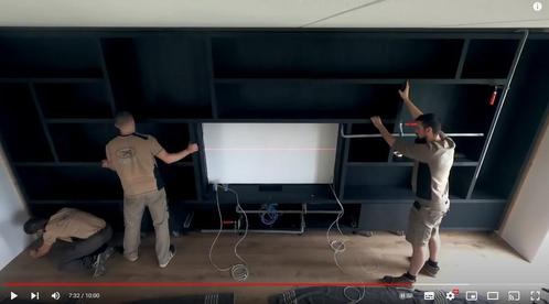 Sinewall | Boekenkast | Grote tv wandkasten op maat van eike, Huis en Inrichting, Kasten | Boekenkasten, 25 tot 50 cm, Met lade(s)