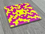 Space Invader (1969) - Camo Space Tile (Pink & Yellow), Antiek en Kunst