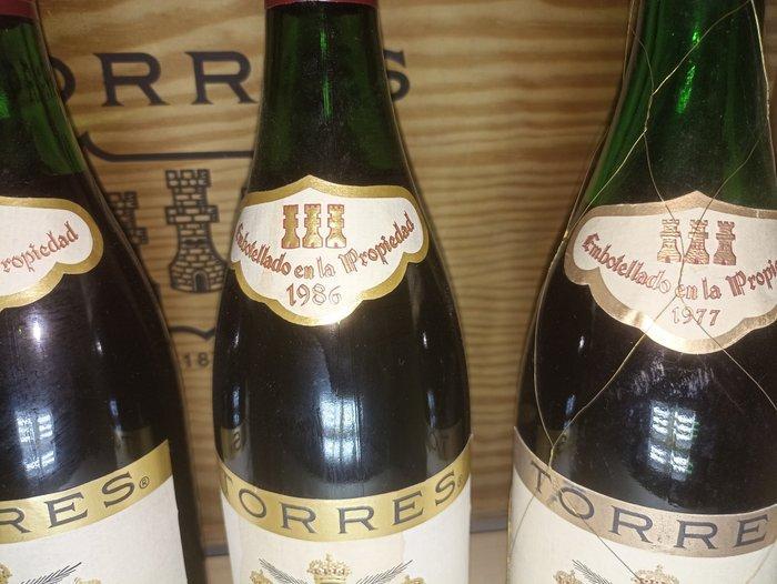 Bodegas Torres, Gran Coronas Reserva - Penedes Reserva - 4, Verzamelen, Wijnen