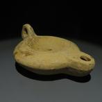 Oud-Romeins Terracotta Olielamp. 1e-3e eeuw n.Chr. Lengte 11