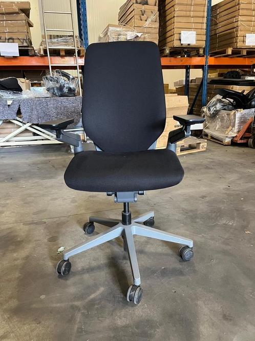 Steelcase Gesture full option, zwarte bureaustoel, Huis en Inrichting, Bureaustoelen, Bureaustoel, Zwart, Zo goed als nieuw, Ergonomisch