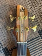 aquilina - AQUILINA SIRIUS 34 - - Elektrische basgitaar -, Muziek en Instrumenten, Snaarinstrumenten | Gitaren | Akoestisch, Nieuw