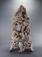 Figuur - Rare Pine tree with squirrels - zeepsteen - China