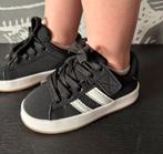 Sneakers met klittenband, Kinderen en Baby's, Kinderkleding | Schoenen en Sokken, Nieuw, Jongen of Meisje, Schoenen