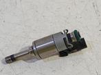 VW Passat (3G2) (2015 - 2018) Injector 04E133036A, Ophalen of Verzenden, Gebruikt