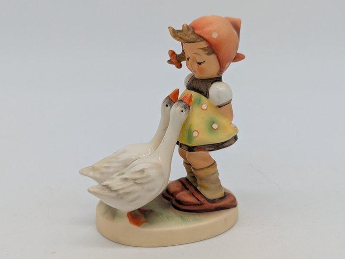 Goebel, Hummel - Figuur - „Gänseliesl / Goose Girl“ - TMK7 -, Antiek en Kunst, Curiosa en Brocante