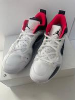Nike - Air Jordan XXXVII Low “Blanc / Rouge Sirène / Noir”, Nieuw
