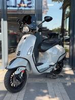 Vespa Sprint IGET E5 brom | custom | Chalk grey | Led | gar., Overige modellen, Maximaal 45 km/u, Ophalen of Verzenden, Zo goed als nieuw