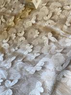 san leucio - exclusieve 3D vlinderstof met madeliefjes -