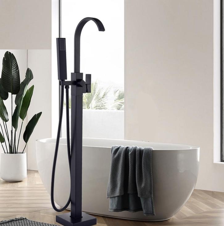 SaniSupreme® Badkraan Florence vrijstaand met handdouche, Huis en Inrichting, Badkamer | Complete badkamers, Met douche, Nieuw