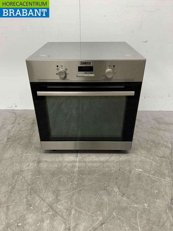 RVS Zanussi Heteluchtoven Convectie Oven Afbakoven 230V, Zakelijke goederen, Horeca | Keukenapparatuur, Gebruikt, Ophalen of Verzenden