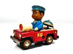 653 MS 884 - Blikken speelgoed - 1960s Fire Chief Jeep,, Antiek en Kunst, Antiek | Speelgoed