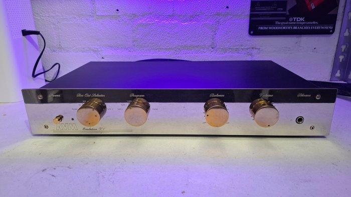 AVM - V1 Voorversterker, Audio, Tv en Foto, Radio's