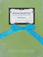 Boven jezelf uit 9789063536923 Beth Moore, Boeken, Verzenden, Gelezen, Beth Moore