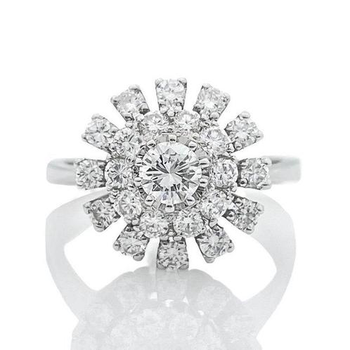 Ring - 14 karaat Witgoud - 0.90ct. tw. Diamant (Natuurlijk), Sieraden, Tassen en Uiterlijk, Ringen