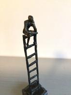 Corry Ammerlaan- Artihove - sculptuur, “ De Denker “
