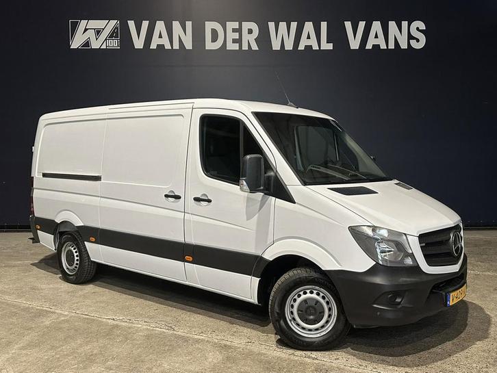 Zakelijke Lease |  Mercedes-Benz Sprinter 316 CDI 164pk L2H1, Auto's, Bestelauto's, Dealer onderhouden, Lease, Zwart, Handgeschakeld