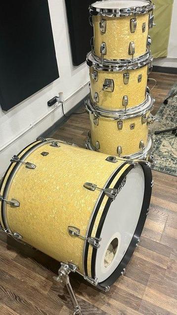 Ludwig - Classic Maple - Drumstel - 2010 beschikbaar voor biedingen