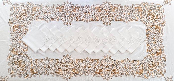 Groot tafelkleed met handgeborduurd borduurwerk en 12, Antiek en Kunst, Antiek | Kleden en Textiel