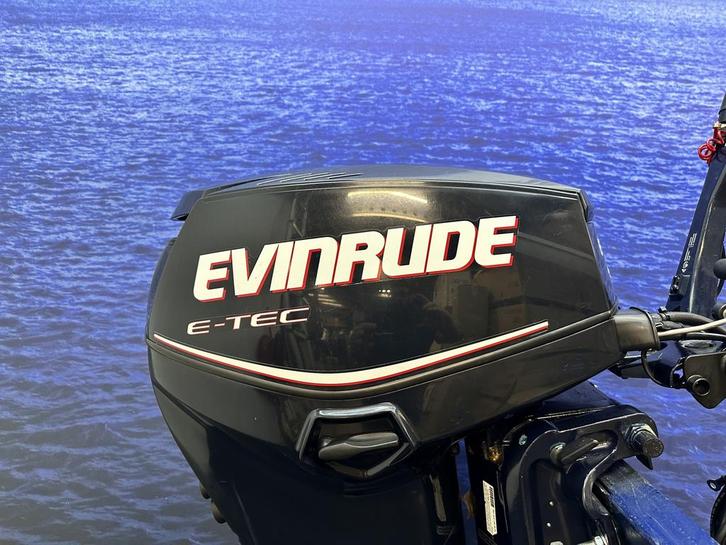 Evinrude 40 pk buitenboordmotor, Watersport en Boten, Buiten- en Binnenboordmotoren, Zo goed als nieuw, Buitenboordmotor, Benzine