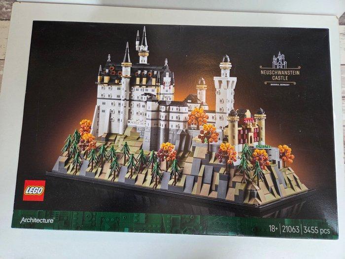 Lego Set - 21063 - Architecture - Neuschwanstein Castle, Kinderen en Baby's, Speelgoed | Duplo en Lego