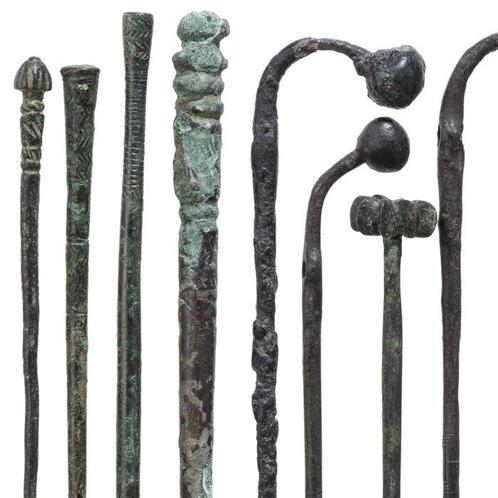 Bronstijd Brons Verzameling van badjasspelden - 208 mm, Antiek en Kunst, Antiek | Overige Antiek
