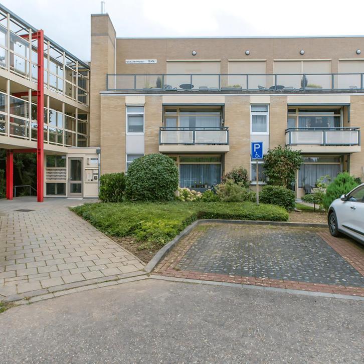 Appartement met tuin en 2 slaapkamers, Huizen en Kamers, Huizen te huur, Direct bij eigenaar, Appartement