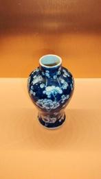 Vaas - Porselein - China - Kangxi (1662-1722) (Zonder, Antiek en Kunst