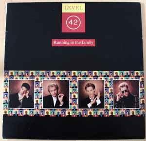 LP gebruikt - Level 42 - Running In The Family (Yugoslavi..., Cd's en Dvd's, Vinyl | Rock, Verzenden