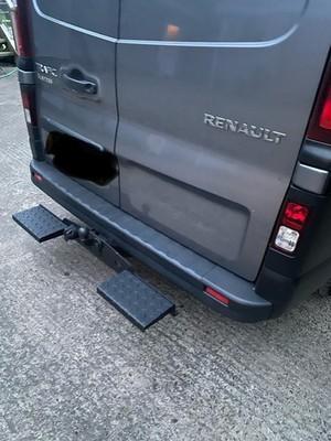 Achteropstap aan trekhaak RVS traanplaat | zwart, Auto diversen, Tuning en Styling
