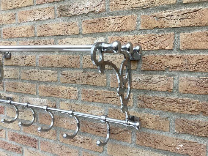 Kapstok - Vintage Aluminium Trein Kapstok - Aluminium -, Antiek en Kunst, Curiosa en Brocante