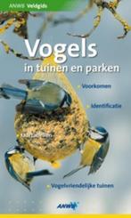 ANWB verrekijker - Vogels in tuinen en parken 9789018023690, Boeken, Gelezen, Stephen Moss, N.v.t., Verzenden