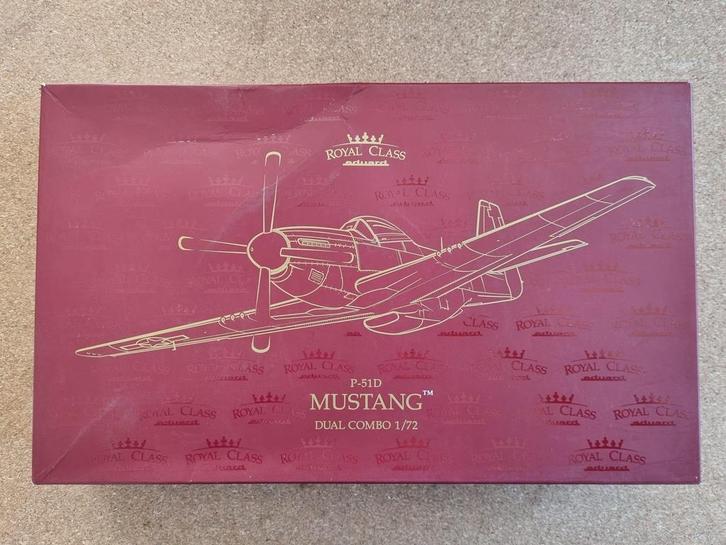 Eduard R0021 P-51D Mustang ROYAL CLASS 1:72, Hobby en Vrije tijd, Modelbouw | Vliegtuigen en Helikopters, Verzenden