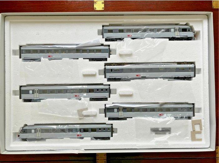 Trix H0 - 22236 - Modeltrein motorwagen (1) - Elektrische, Hobby en Vrije tijd, Modeltreinen | H0