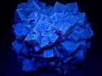 Fluoriet Kristalen - Hoogte: 150 mm - Breedte: 110 mm- 2100, Verzamelen, Mineralen en Fossielen