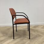 Tweedehands kantinestoel / vergaderstoel, oranje - zwart, Huis en Inrichting, Stoelen, Gebruikt, Zwart, Ophalen of Verzenden, Eén
