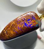 Opaal Cabochon - Hoogte: 42 mm - Breedte: 14 mm- 5.36 g -