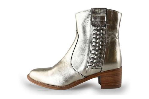AQA Enkellaarzen in maat 37 Goud | 10% extra korting, Kleding | Dames, Schoenen, Overige kleuren, Zo goed als nieuw, Lage of Enkellaarzen