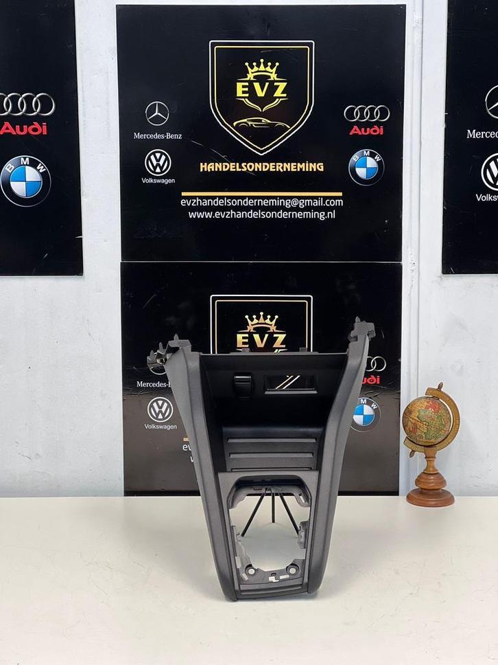 Renault Clio 1.0i middenconsole bj.2021 art.969125709R, Auto-onderdelen, Interieur en Bekleding, Gebruikt, Renault