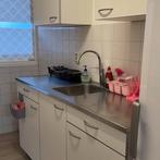 Tweekamerhuis met balkon en parkeerplaats, (Studenten)kamer, Direct bij eigenaar, Den-haag