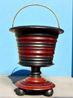19th Century fireside peat bucket - Emmer - Walnoot - Groot:, Antiek en Kunst