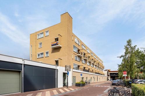Appartement te huur 4 kamers, Capelle aan den Ijssel, Huizen en Kamers, Huizen te huur, Direct bij eigenaar, Zuid-Holland, Appartement