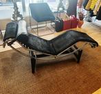 Cassina - Le Corbusier - Stoel - LC4 - Vachettaleer, Antiek en Kunst, Kunst | Designobjecten