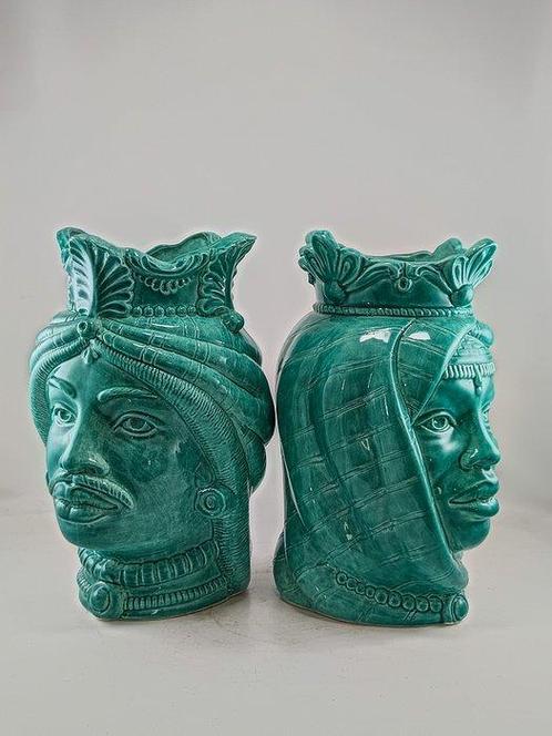 Vaas - Majolica - Twee vazen - Teste di Moro, Antiek en Kunst, Curiosa en Brocante